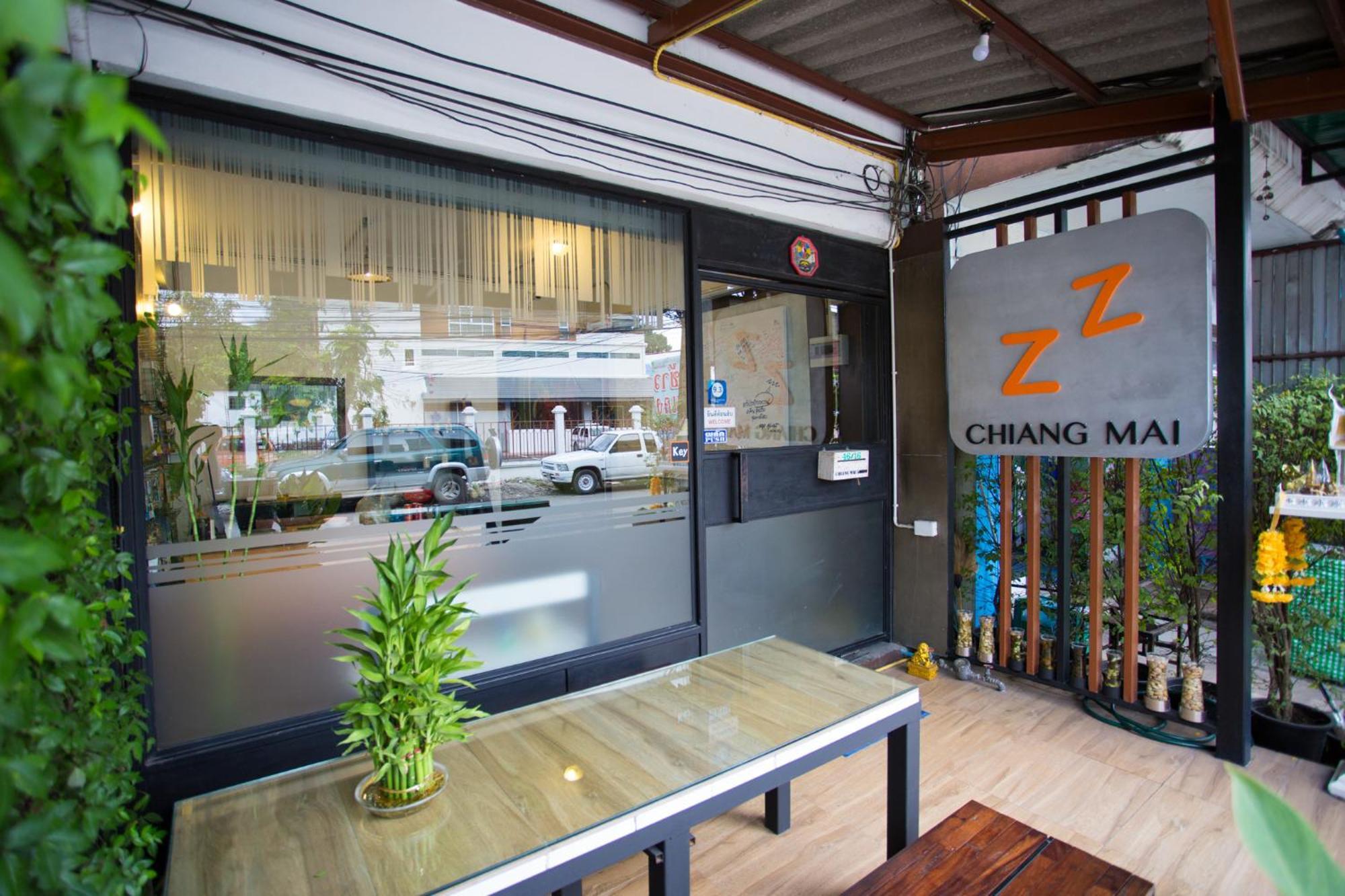 Zz Hostel Chiang Mai Dış mekan fotoğraf